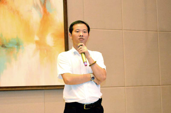点击放大